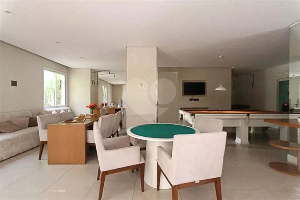 Apartamento na Mooca com 204m² amplo à venda 3 quartos, sendo 3 suítes, e 4 vagas