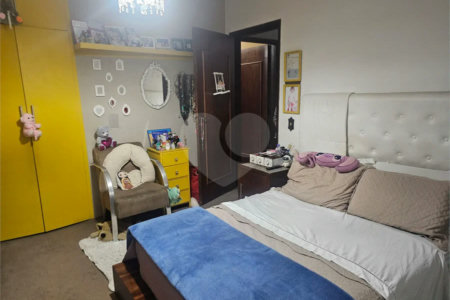 Sobrado à venda com 3 suítes em Jabaquara, São Paulo, SP