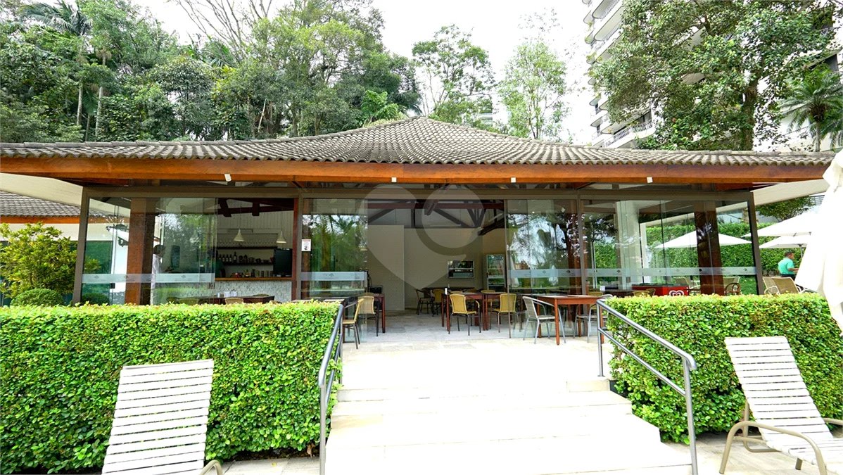 Apartamento à venda com 4 quartos, sendo 3 suítes, em Santo Amaro, São Paulo, SP