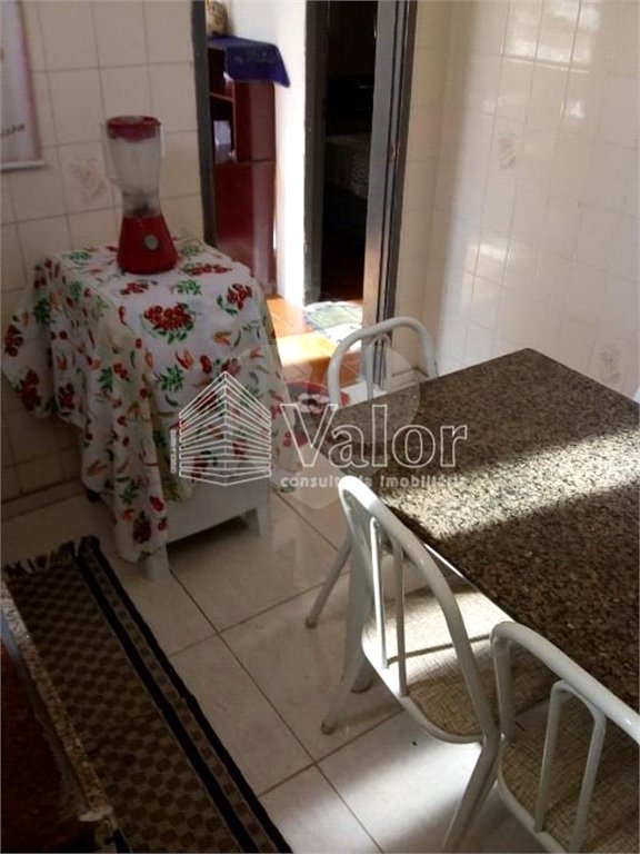 Casa em excelente localização na Vila Prado á venda.
