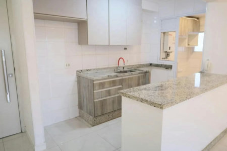 Apartamento à venda com 3 quartos, sendo 1 suíte, em Cidade São Francisco, São Paulo - SP