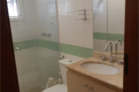 Sobrado à venda com 3 quartos, sendo 1 suíte, no Condomínio Jardim Olympia próximo ao Shopping Raposo