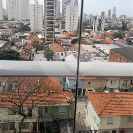 Apartamento na Mooca com 77m2 com 3 dormitórios sendo 1 suíte, 3 banheiros, 2 vagas de garagem