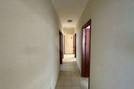 Casa comercial a venda perto da Santa Casa