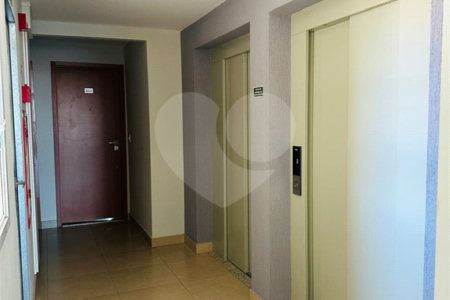 Apartamento com 2 dormitórios, sendo 1 suíte