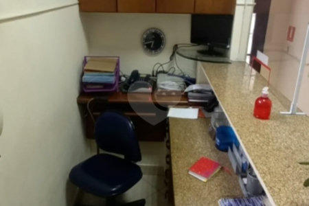 Sobrado comercial para locação em Perdizes | 160m² | 2 Andares | 7 Salas
