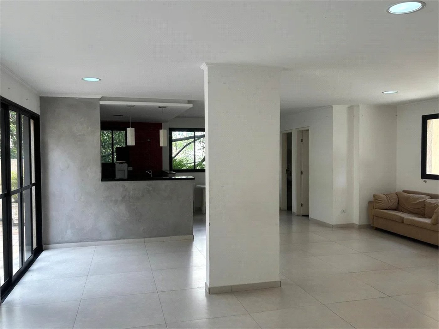 Apartamento à venda com 4 quartos, sendo 1 suíte, em Vila Andrade, São Paulo, SP