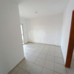 Apartamento no Condomínio Veneza