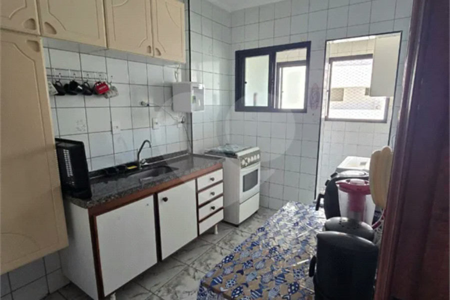 Belíssimo apartamento recém reformado na Praia Grande.