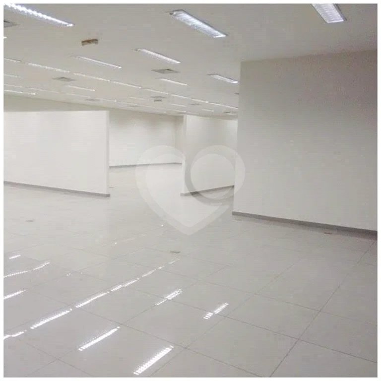 Loja com 280 m² para locação na Penha