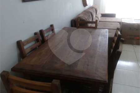 Apartamento no Condomínio Vila Urbana.