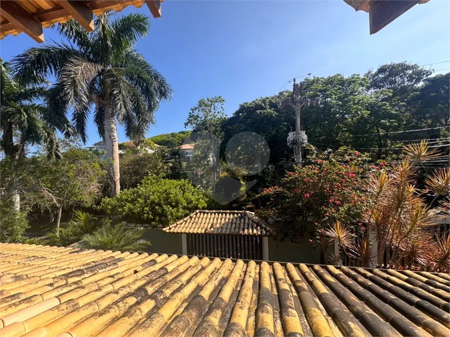 Casa à venda com 4 suítes em Ferradura, Armação dos Búzios, RJ
