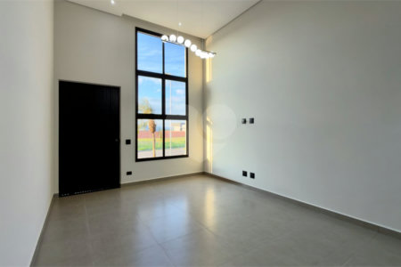 Casa térrea 3 dormitórios (3 suítes), espaço gourmet, piscina, 2 vagas garagem, condomínio fechado com ampla área lazer