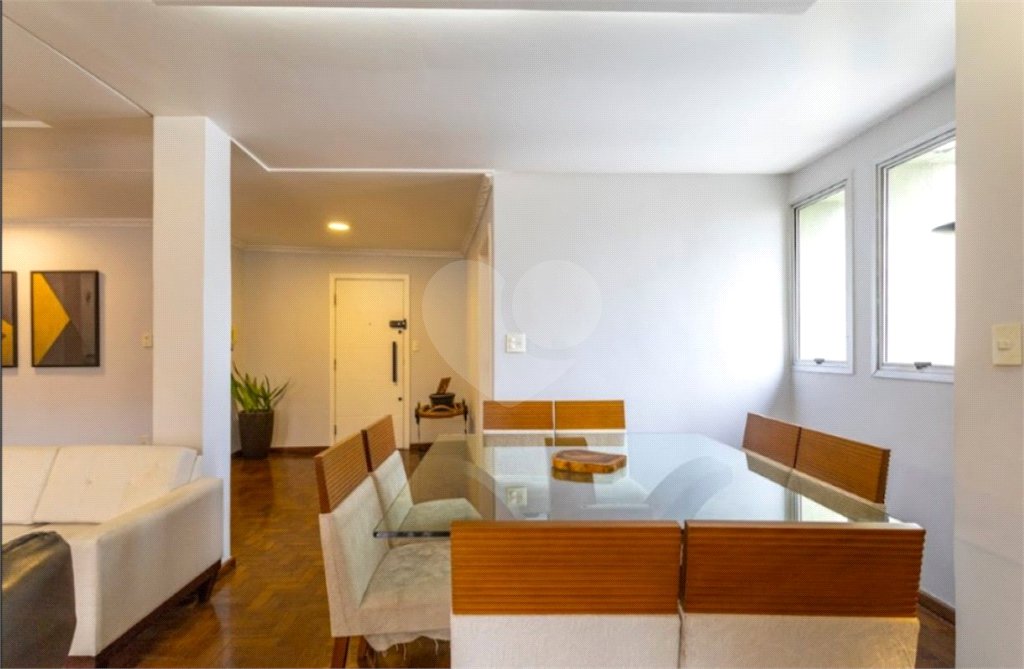 Cobertura para Locação e Venda com 330m² - Bela Vista