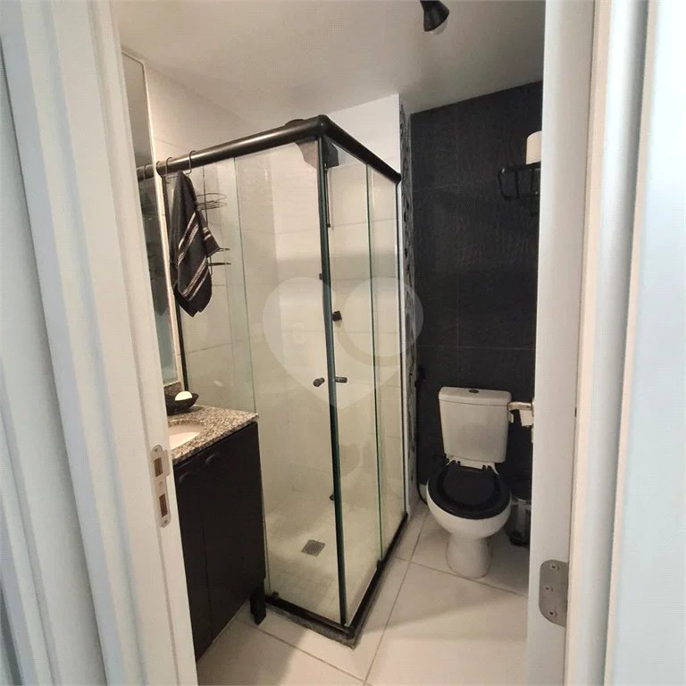 Apartamento c/2 dormitórios, 1 banheiro e Lazer completo á 150 metros do metrô Belém - Mobiliado pronto para morar.