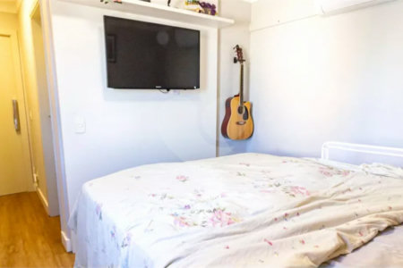 Apartamento à venda na Moóca, 68m², 2 dormitórios, 1 suíte, 1 vaga, ar condicionado, varanda, lazer completo