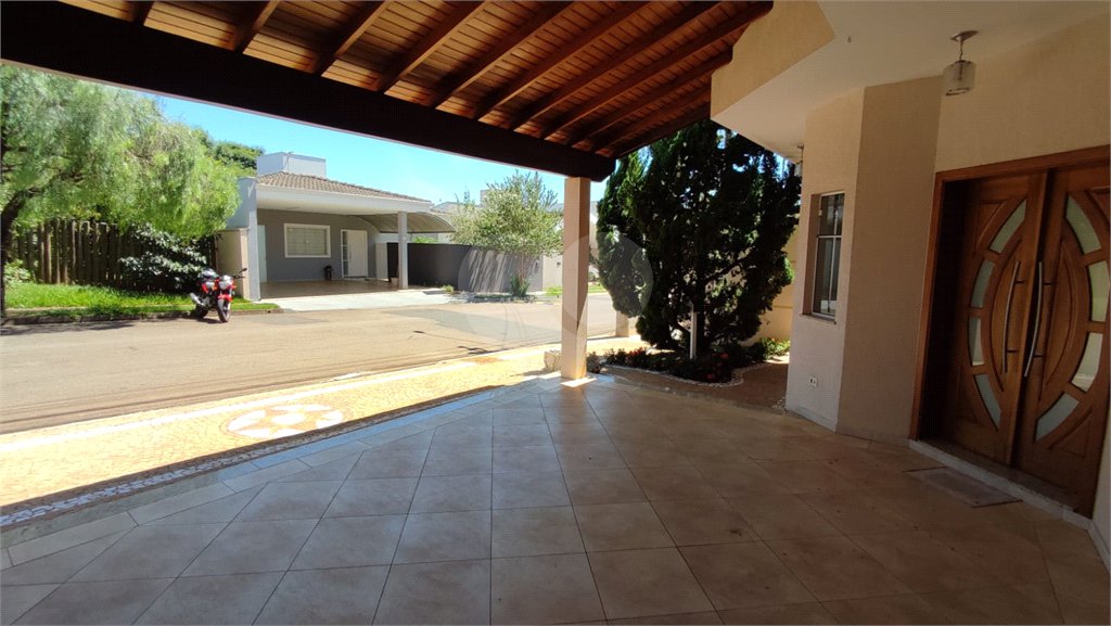 Casa à Venda de 5 dormitórios em São Carlos, no Residencial Eldorado