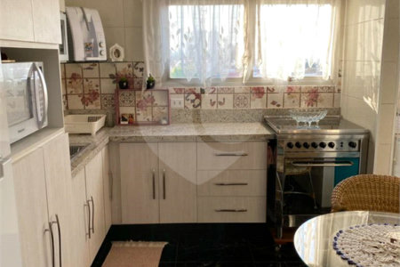 Apartamento com 3 dormitorios, 1 vaga na Vila Monumento