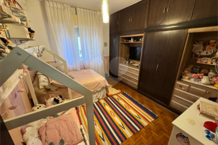 Casa com 4 quartos próxima á Santa Casa