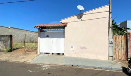Casa à venda com 1 quarto em Vila Jacobucci, São Carlos, SP