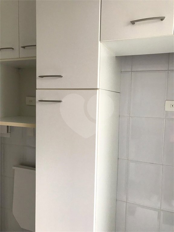 Apartamento 2 dormitórios à venda na Vila mariana.