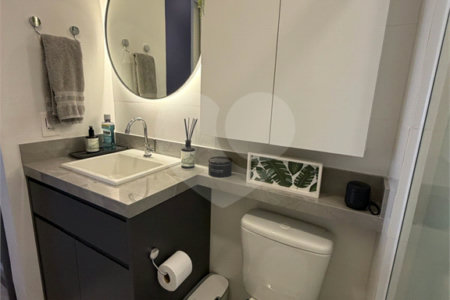 Pronto para Morar Apartamento 1 Dormitório à venda de 47m² com 1 vaga na garagem Condomínio Landing Campo Belo Aceita e estuda Permuta.