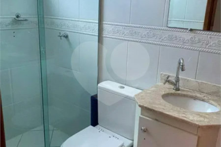 Apartamento em Atibaia com 2 dormitórios (1 suíte), 1 vaga de garagem, elevador, área de lazer com piscina