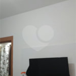 Lindo apartamento no Bosque dos Ipês .