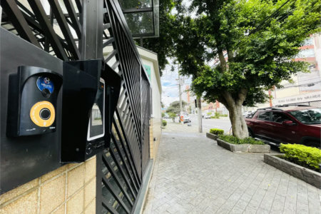 Apartamento pronto para mudar 69 m² c/ 2 Dormitórios e 1 Vaga -Condomínio Kentucky Próximo ao Shopping Metrópole!