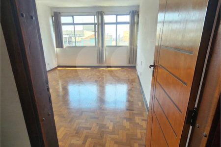 Apartamento no Edifício São Carlos