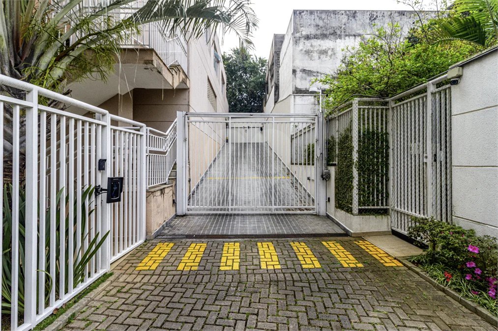 Apartamento à Venda | Praça da Árvore | 59 m² | 2 Dormitórios | 1 Suíte | 2 Vagas