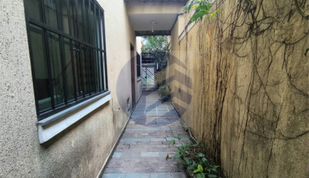 Sobrado à venda com 3 quartos, sendo 1 suíte,  em Butantã, São Paulo, SP