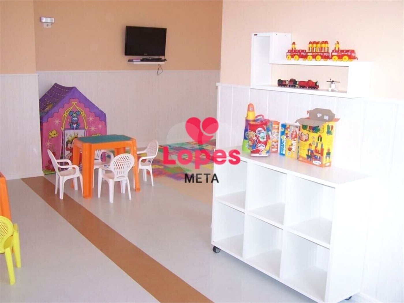 APARTAMENTO A VENDA COM 188M², 3 DORMITORIOS, 1 SUITE, 2 VAGAS - JARDIM ESPLANADA - SÃO JOSÉ DOS CAM