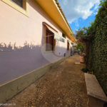 Casa Térrea 5 quartos bem localizada com piscina.