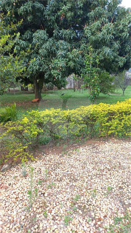 Excelente sítio, localizado no Jardim Tangará
