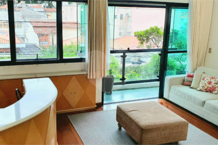 Apartamento à venda no Planalto Paulista de 147m² com 3 suítes e 3 vagas.