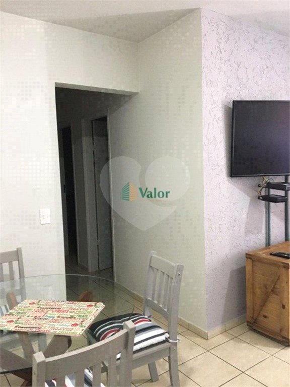 Apartamento no Edifício Villagio Di Napoli .