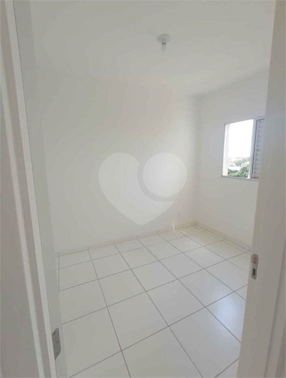 Apartamento á venda no Flor de Liz Residence
