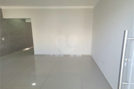 Indaiatuba - Sobrado para venda e Locação - Jardim Nely em Indaiatuba - R$ 425.000,00 - aceita parte em permuta - Bairro tranquilo com fácil acesso a rodovias, Shopping Polo Parque Mall - Assai, Polo shopping - Com duas suítes sendo uma com sacada, , lavabo. área de serviço , 2 vagas, portão ele