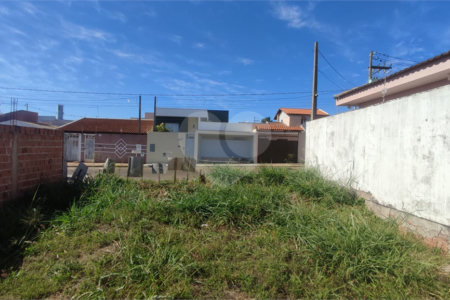 Terreno à venda no bairro Jardim Embaré, em São Carlos/SP