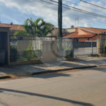 Casa térrea para locação e venda no Condomínio Mont Carlo I
