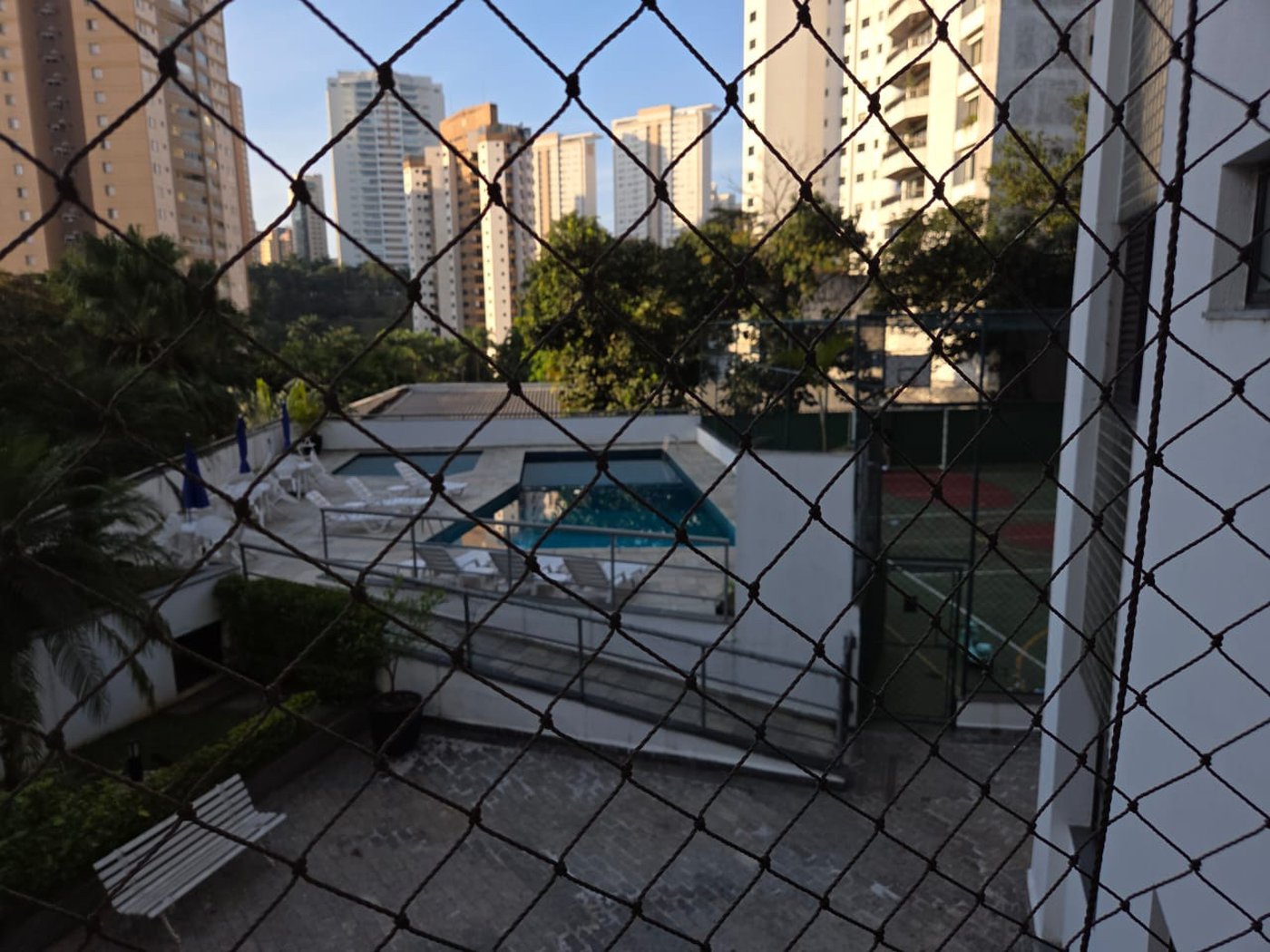Apartamento à venda com 3 quartos, sendo 1 suíte, em Vila Andrade, São Paulo - SP