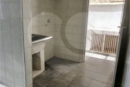 Sobrado 3 dormitórios (1 suite) - 184 m² - à venda - R$ 750.000,00 no Jdim Renata, em Indaiatuba/SP.