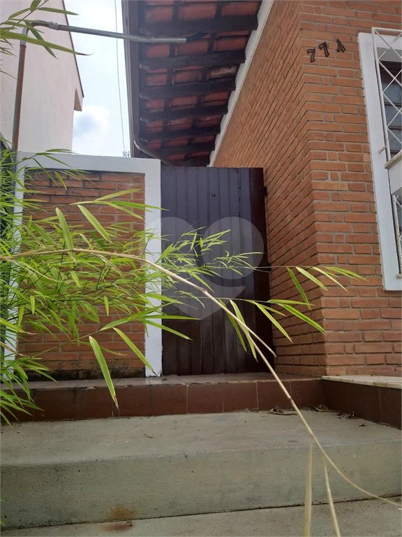 Casa à venda com 4 quartos, sendo 1 suíte,  no Centro, Vinhedo, SP