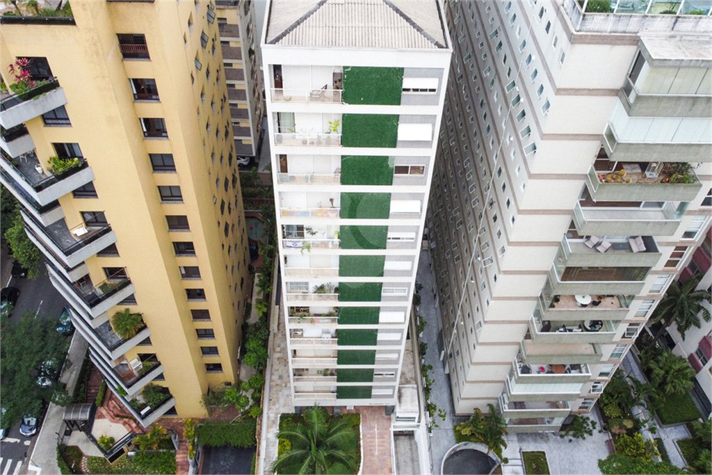 Apto espaçoso | 180 m² | 3 dorms. (1 suíte) | 1 vaga em Santa Cecília!