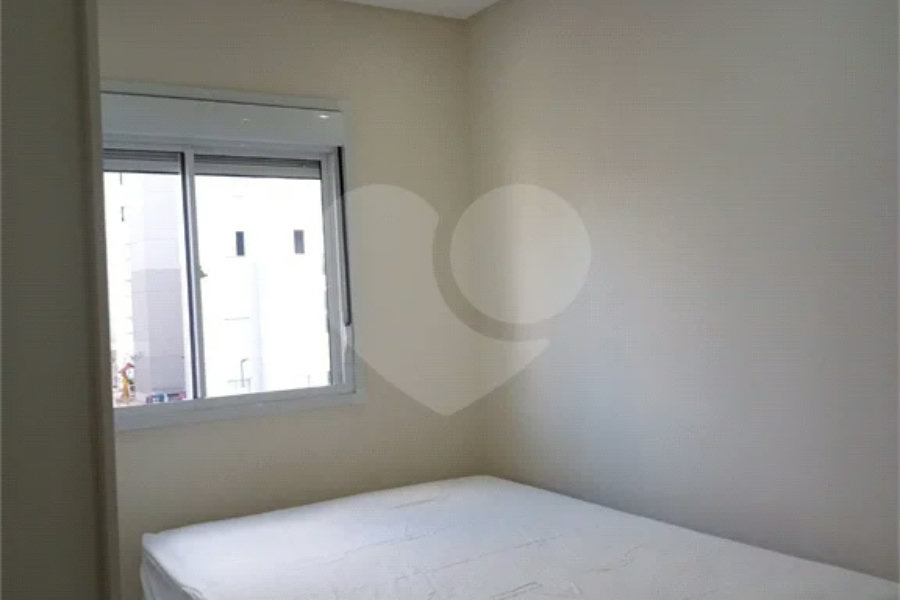 Apartamento à venda no CAMPO LIMPO com 49 m²