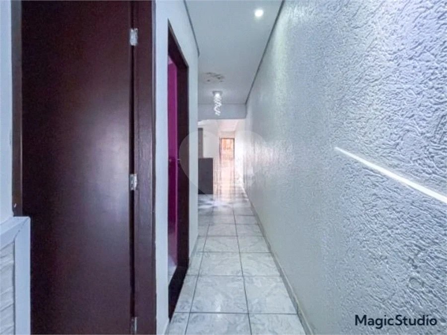 Casa com 150m², 5 dormitórios, sendo 1 suíte, 2 vagas de garagem, à venda na Vila Matilde.