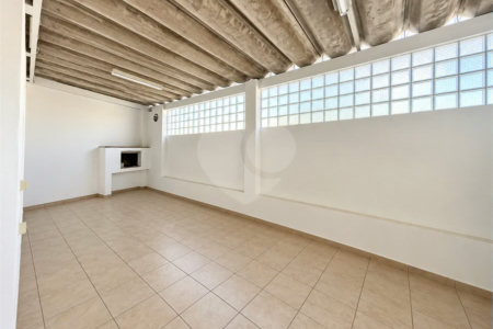Galpão comercial/industrial com 627 m² no Bairro Planalto, em São Bernardo do Campo, próximo à Via Anchieta, com piso fabril, escritórios e mezanino.