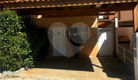 Casa à venda com 2 quartos no condomínio Altos do Boa Vista, São Roque - SP
