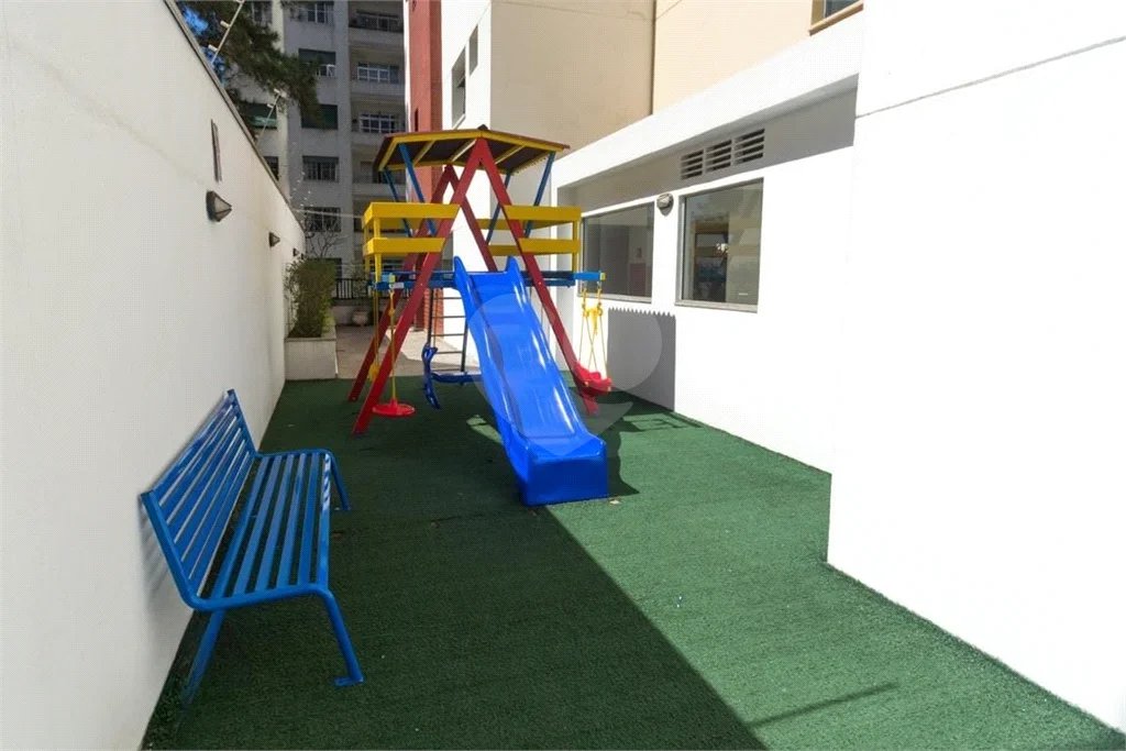 Excelente apartamento, 3 quartos e 2 vagas, para venda na Aclimação!